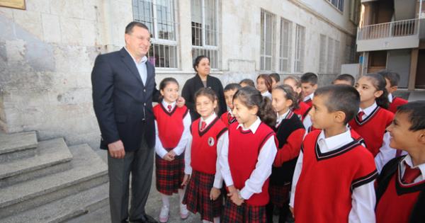 Başkan Savaş Okulları Ziyaret Ediyor